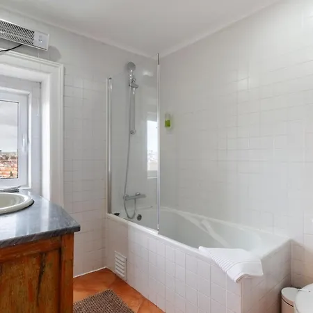 Panorama Apartment *